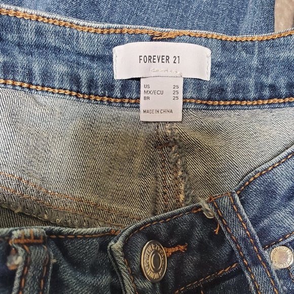 FOREVER 21 STRETCH FRAYED HEM SKINNY JEANS - Picture 8 of 8